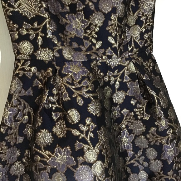 Francesca’s Gold & Navy Floral Dress - Picture 4 of 6